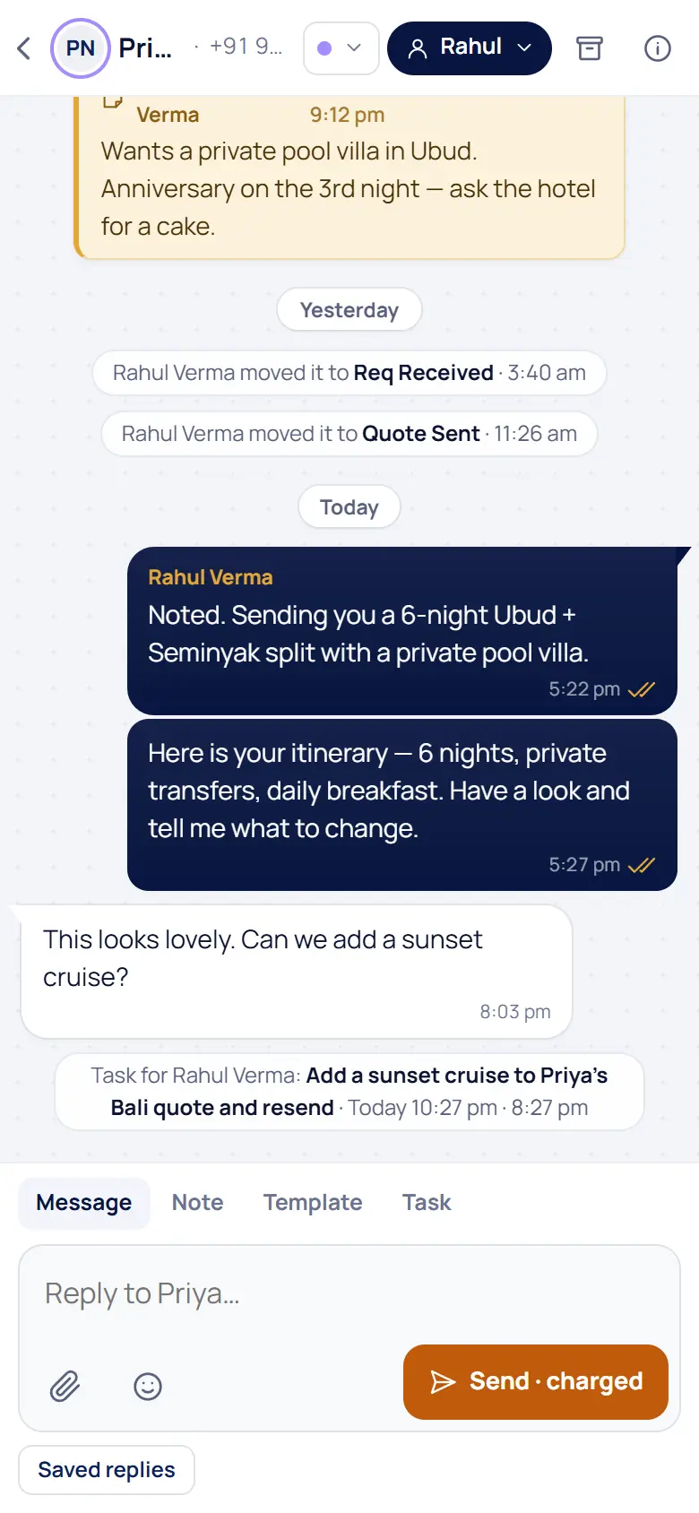 A WhatsApp conversation on a phone inside the app: the assistant’s questions, the customer’s answers and the agent’s reply